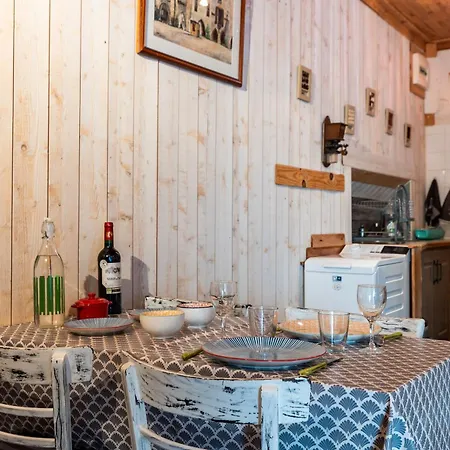 Des Lys Apartman Monségur