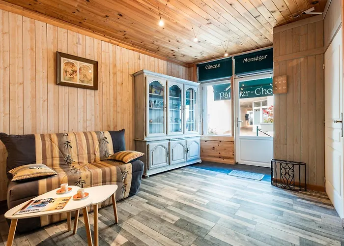 Des Lys Appartamento Monségur